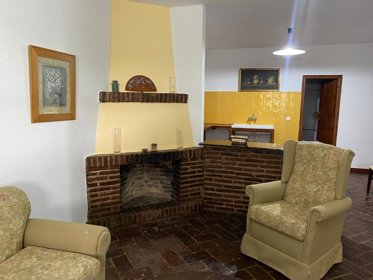 Casas Rurales Monasterio De Rocamador Almendral Екстериор снимка