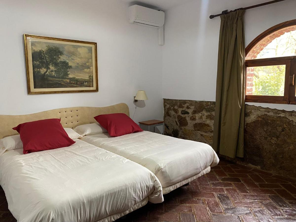 Casas Rurales Monasterio De Rocamador Almendral Екстериор снимка