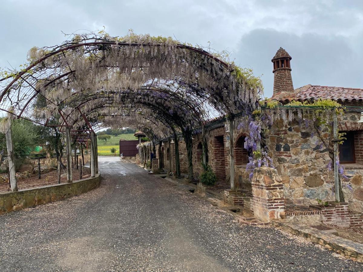 Casas Rurales Monasterio De Rocamador Almendral Екстериор снимка