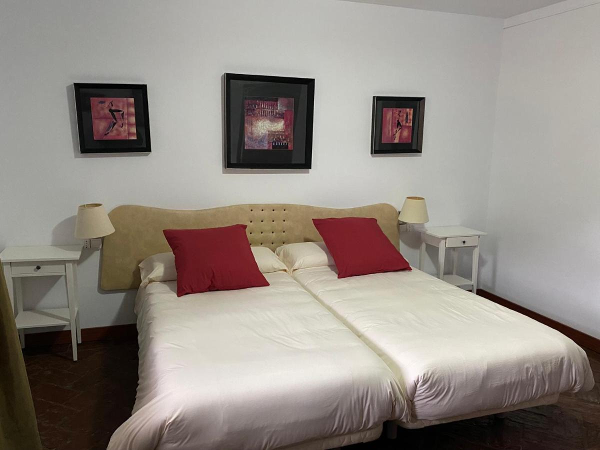 Casas Rurales Monasterio De Rocamador Almendral Екстериор снимка