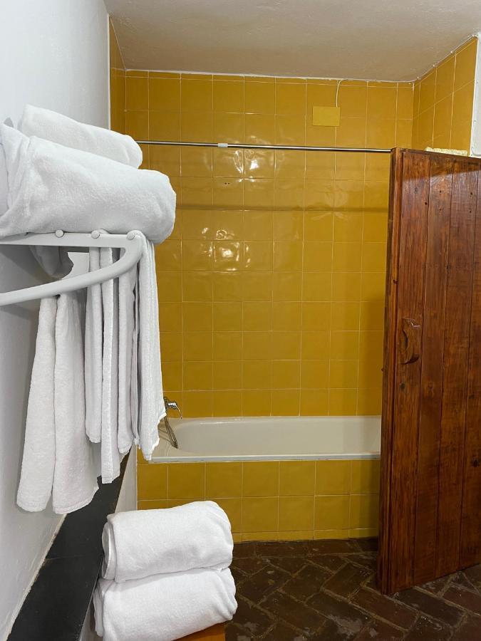 Casas Rurales Monasterio De Rocamador Almendral Екстериор снимка