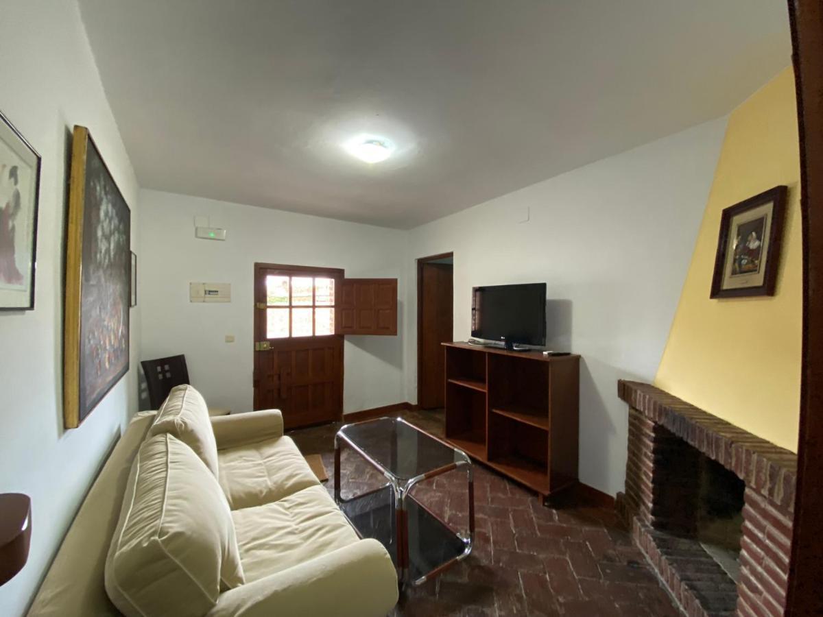 Casas Rurales Monasterio De Rocamador Almendral Екстериор снимка